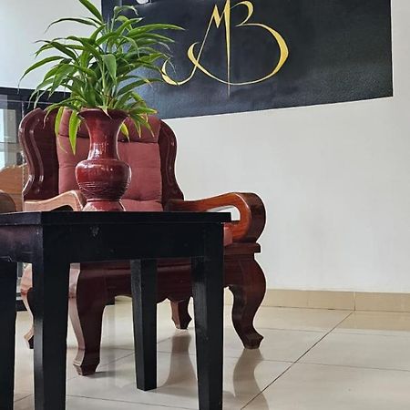 Retro Quarter Mb Vandrarhem Siem Reap Exteriör bild